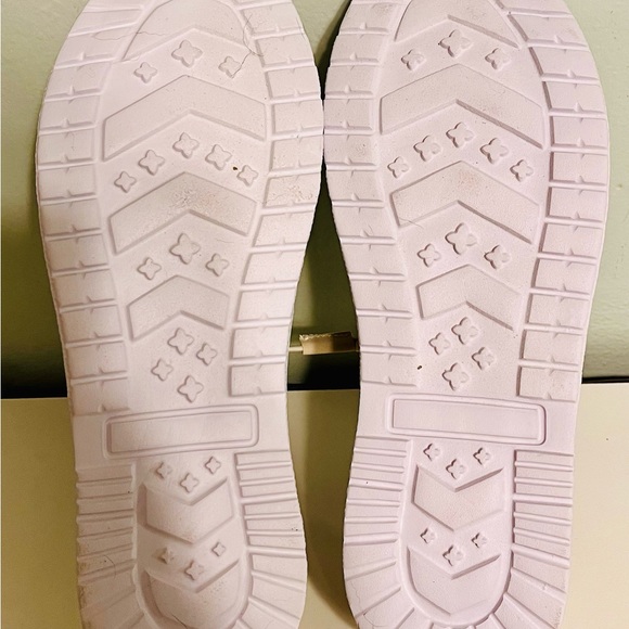 Maurice’s Slip Ons - Picture 3 of 3